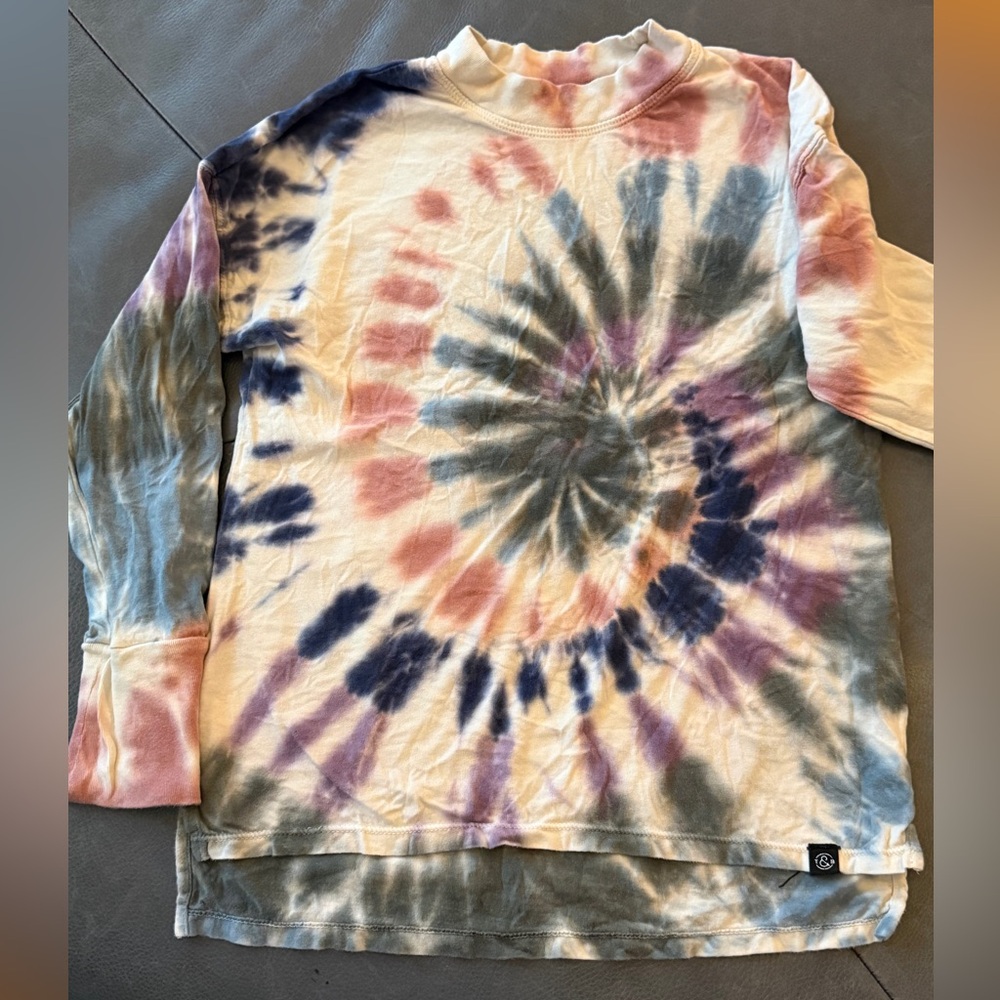 Long Sleeve Tie-Dye Spiral Tee in Pastel Mix- Nordstrom kids Medium